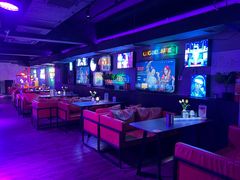 -8+1粤语·Live house