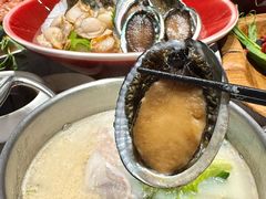 -红鼎豆捞·非遗鲍皇汤火锅(宝丰路店)