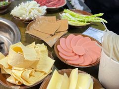 -黄潇洒老火锅(九眼桥宏济巷店)
