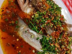 三椒蒸鲈鱼-荆九爷爆炒桥头三嫩(浙大店)