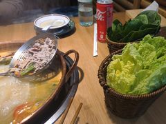 -洱火云南酸菜牛肉火锅(石景山当代商城店)