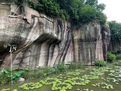 -广州莲花山旅游区
