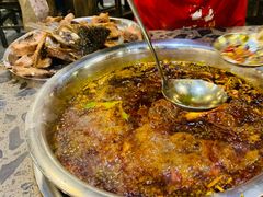 -肖肖酸萝卜鱼火锅(总店)