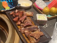 -铭牛烧肉·和牛海鲜自助(高新月牙湖店)
