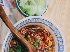 -魔都三兄弟酸辣粉·蘸卤炸串(虹桥万科店)