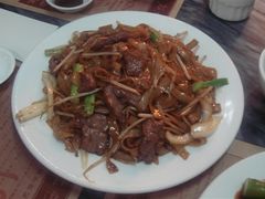 干炒牛河-黄枝记粥面店