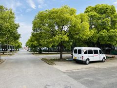 -上海瞻星停车场