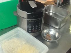 -荆九爷爆炒桥头三嫩(云南北路店)