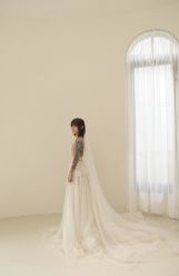 -LaMousse婚纱买手店