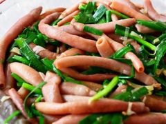 韭菜炒海肠-老码头海鲜烧烤炒菜(广西路店)