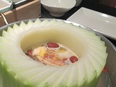 -得意咚瓜·顺德鱼生·冬瓜火锅(深圳首店)