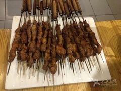 -欢乐牧人蒙古炭烤羊腿(四平路店)