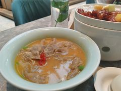 酸汤肥牛-大树餐厅(红旗街万达店)