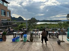 -夏屿湖畔.落日湖景餐厅(普者黑景区店)