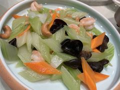 -那家老院子东北菜·饺子·小鸡炖蘑菇(艳华街店)