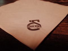 -HIGH FIVE哈福手工汉堡(桂林路店)