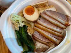 金奖卤鹅肉饭-陈鹏鹏潮汕菜(宝安机场T3航站楼店)