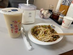 -歹歹的加个面过油肉拌面(贵州路店)