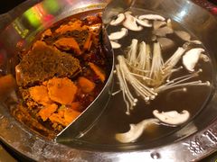-大龙辣火锅·龙虾·烧烤(湖滨新天地店)