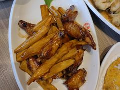 -六泰居·尔滨地标·东北菜(泰山路店)