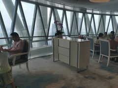 -广州塔卢特斯法国旋转餐厅