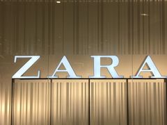 店内环境-ZARA(凯德乐峰广场店)