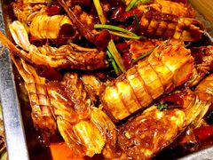 -喝丢一只鞋辣炒海鲜小烧烤(三八广场店)