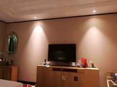 -永恒朗悦酒店(南宁动物园广西大学地铁站店)