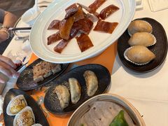 翠园堂弄片皮鸭-美心·翠园(港汇恒隆广场店)