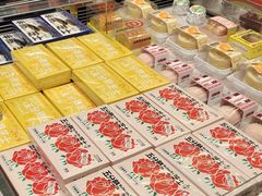 -缇纳甜妮·西餐·甜点(商字店)