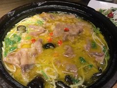 石锅酸汤肥牛-东篱艺厨(七一酱园店)