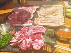 -草家酱蟹炭火烤肉店(珲春南路一店)