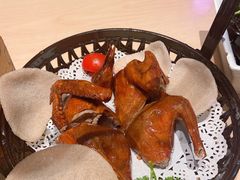 秘制脆皮乳鸽-避风塘(宝山万达店)