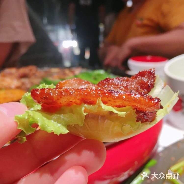 周末来吃烤肉呀