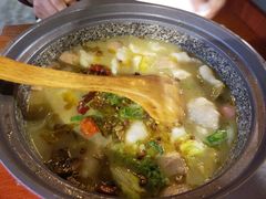 -周鱼小馆石锅酸菜鱼(活力汇店)