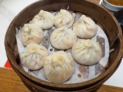 -馋三尺蟹粉小笼(人民广场店)