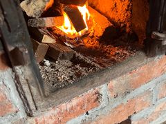 -粘豆包柴火铁锅炖