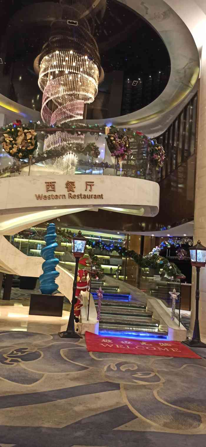 罗浮宫西餐厅图片