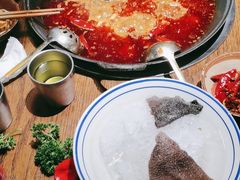 -萍姐火锅·公路夜市(武汉首店)