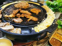 -胡悦里韩式烤肉(芝罘万达广场店)