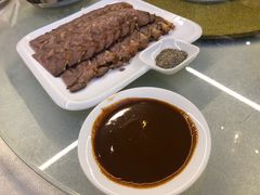 -蔼若春.传承三十年云南菜(金碧公园店)