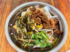 -灵山卢梅燕粉店