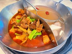 -左庭右院鲜牛肉火锅(浦江欢乐颂店)