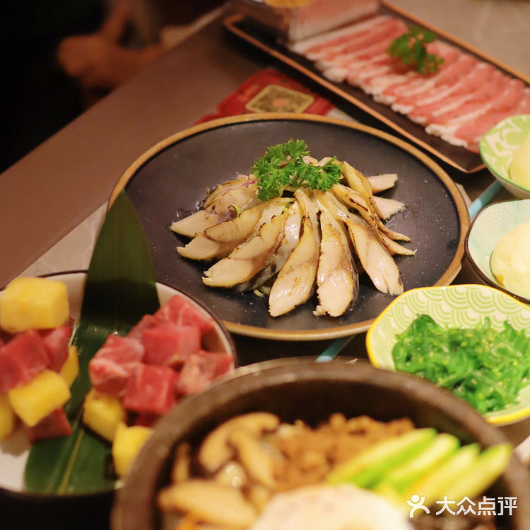 在揭阳🔻发现了懒癌星人烤肉店！全程帮烤！