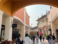 -佛罗伦萨小镇广佛名品奥特莱斯(疏港路店)