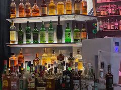 -TASTE ROOM Bar