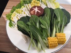 -三人行骨头王火锅(长寿店)