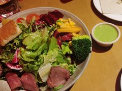 藜麦烤牛肉塑形沙拉-Ricci睿奇美式餐厅(五道口店)