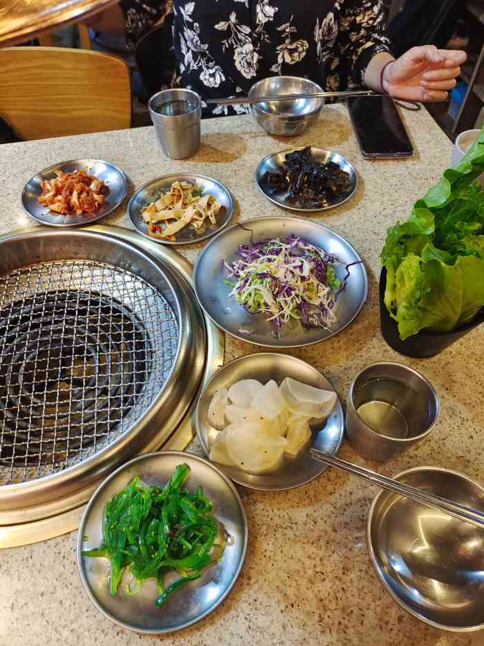 韩屋烤肉6328 137985-"在以前老冯茶居那栋楼的三层,不过很