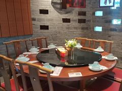 -川流不息·地道川菜·小龙虾(新松江路店)
